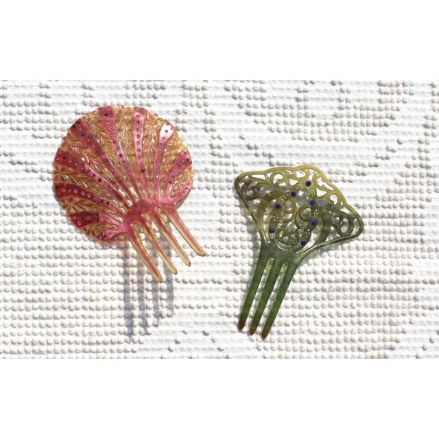 Rhinestone and Celluloid Art Deco Comb - Hair comb - shell comb - pink comb - hairstyle - pink rhinestone comb - celluloid comb - seashell For Sale - Image 10 of 10