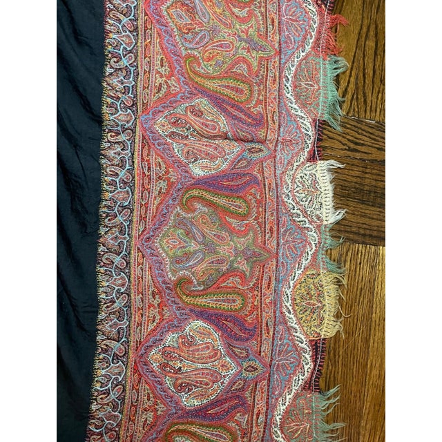 Share Huge Antique 1800's Victorian Kashmir Wool Paisley Shawl Embroidery Tapestry Art For Sale - Image 12 of 18