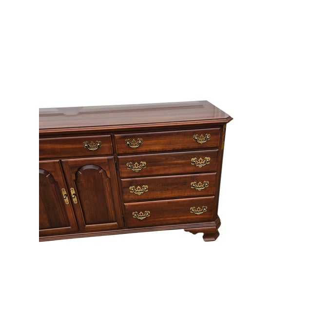 Great condition. Minor ware. few small dents and scratches. Please see photos as they are considered part of the...