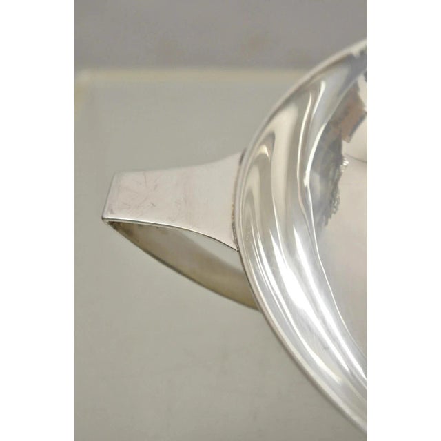 Metal Early 20th Century l.b.s. Co. English Sheffield Round Silver Plated Twin Handle Shallow Bowl Dish For Sale - Image 7 of 10