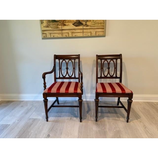 Duncan Phyfe Vintage Mahogany Duncan Phyfe Style Dining Set – Extension Leaf + 6 Chairs + Table Pads For Sale - Image 4 of 11