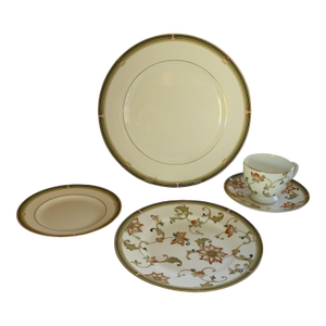 1990s Oberon by Wedgwood Estate Set Bone China Made in England 1993-2003 - 40 pcs