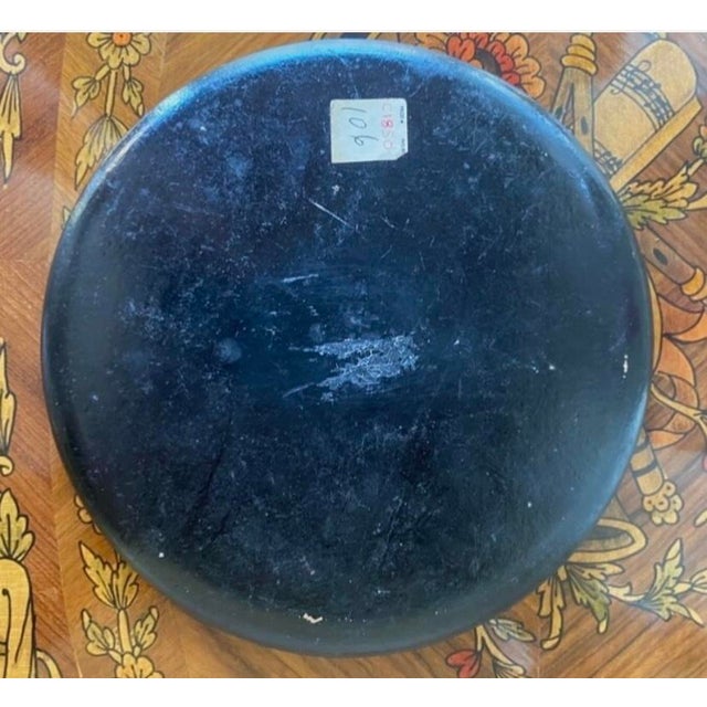 Mid 19th Century 1850s Chinese Papier-Mâché Plate For Sale - Image 5 of 7