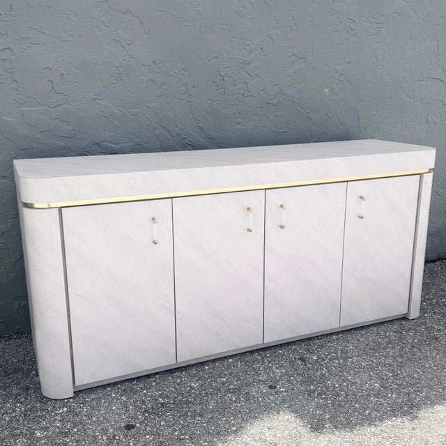 Postmodern Postmodern Lavender Textured Laminate Credenza With Gold Accent For Sale - Image 3 of 8