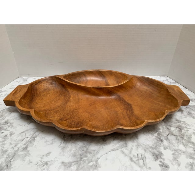 Large vintage Hawaiian natural wood scalloped serving tray or platter. Warm natural wood grain vines through the polished...