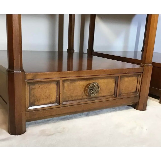 1970s Pair of Hekman Furniture Two Tier Burl Maple Walnut End Tables, Mid-Century Modern For Sale - Image 5 of 11