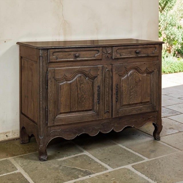 French Provincial 18th Century Country French Louis XV Oak Buffet ~ Sideboard For Sale - Image 3 of 18