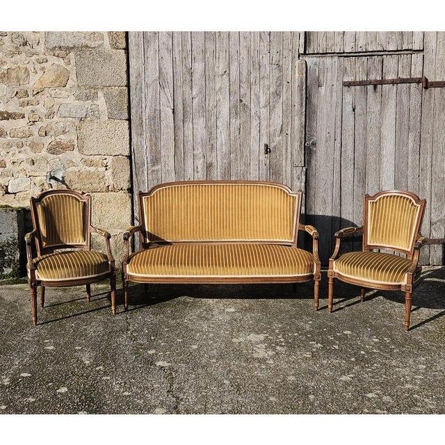 Antique Green Velvet Sofa, 1800s For Sale - Image 10 of 18