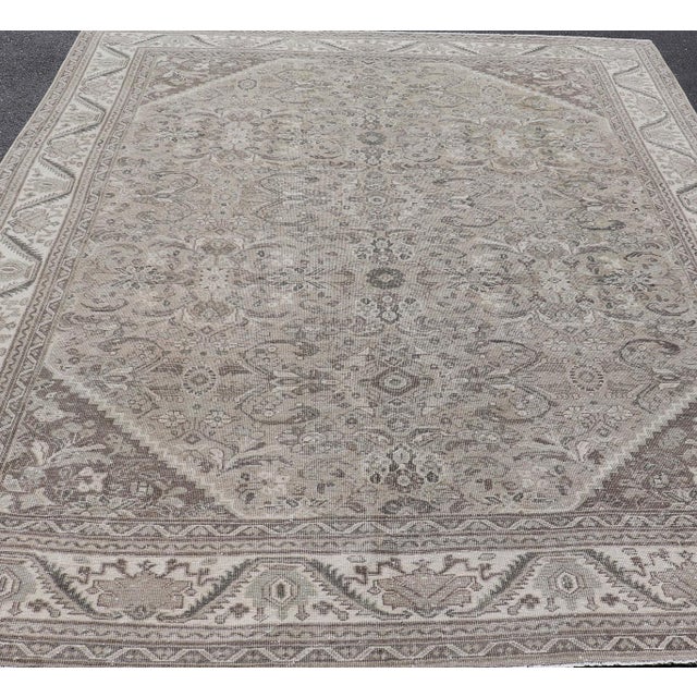 Tribal Antique Persian Sultanabad Rug With Medallion Design in Soft Gray 10'1 X 13'5 For Sale - Image 3 of 11