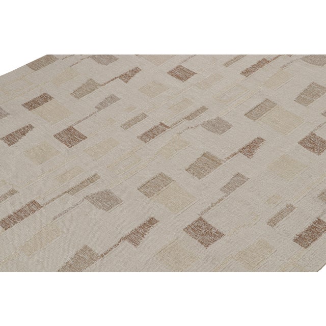Rug & Kilim Rug & Kilim’s Scandinavian Style Silk Kilim in Taupe & Brown Geometric Patterns For Sale - Image 4 of 7