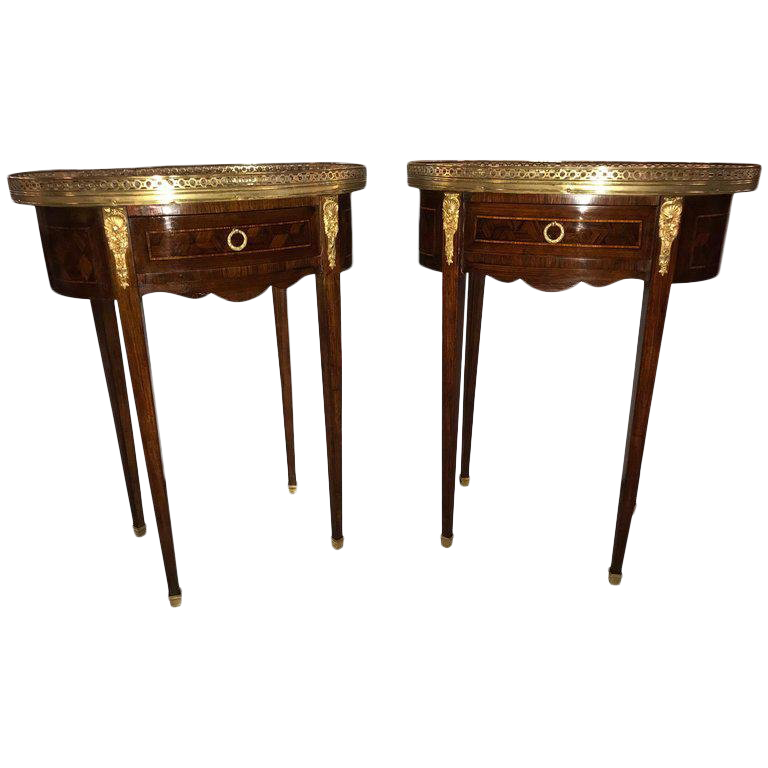 pair of lamp tables