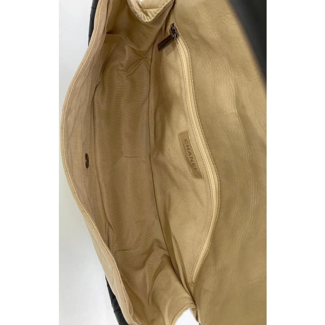 Tan Rare Chanel Nude Lambskin Hula Hoop Bag For Sale - Image 8 of 10