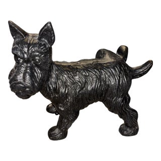 Mid 20th Century Cast Iron Scottish Terrier ("Scottie") Dog Doorstop and Bookend For Sale