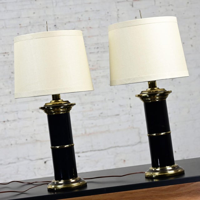 Late 20th Century Late 20th Century Hollywood Regency Black & Brass Plated Column Table Lamps With Asian Finials a Pair For Sale - Image 5 of 12