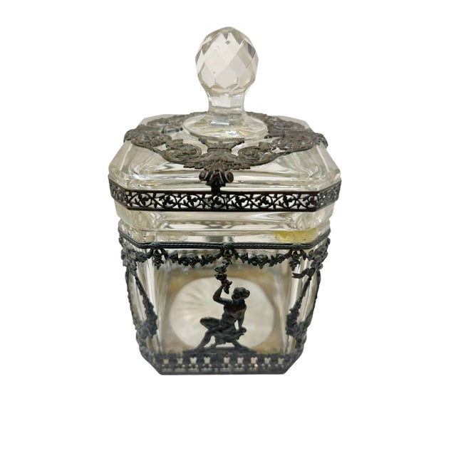 Traditional French Empire Style Crystal Vanity Jar or Casket Box For Sale - Image 3 of 8