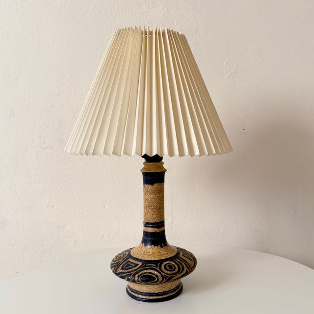 Beige Mid-Century Modern Danish Ceramic Table Lamp by Jette Helleroe, Denmark, 1960s For Sale - Image 8 of 8