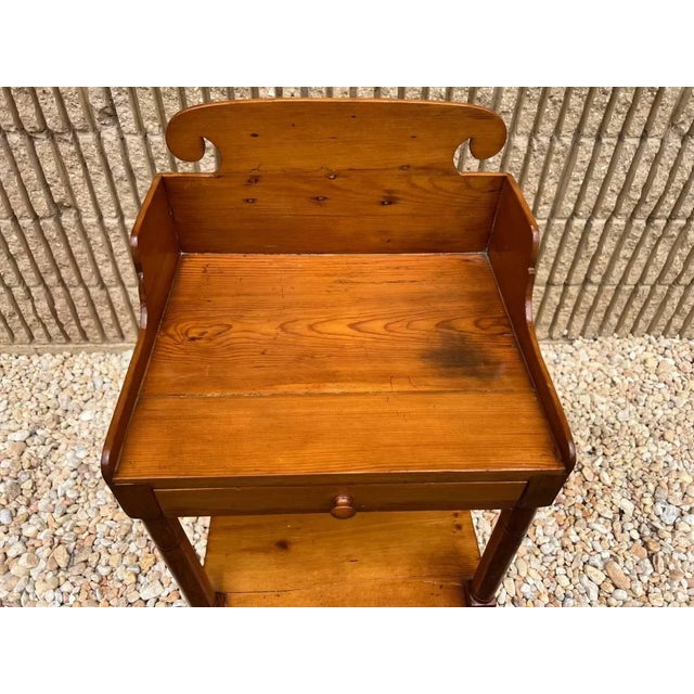 Early 20th Century Antique English Yellow Pine 2 Tier Side Table For Sale - Image 11 of 13