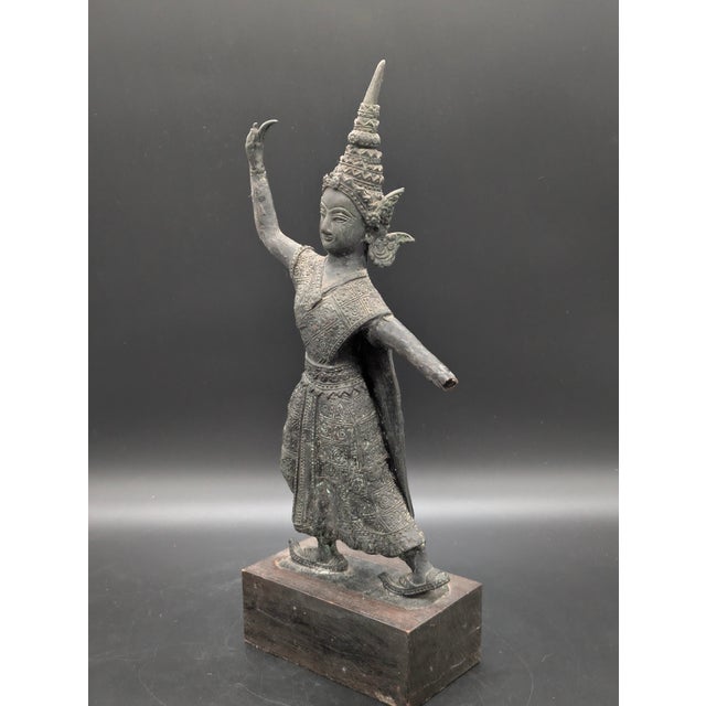 Asian Antique Early 20th Century Bronze Thai/Siamese Apsara Dancing Statue For Sale - Image 3 of 9