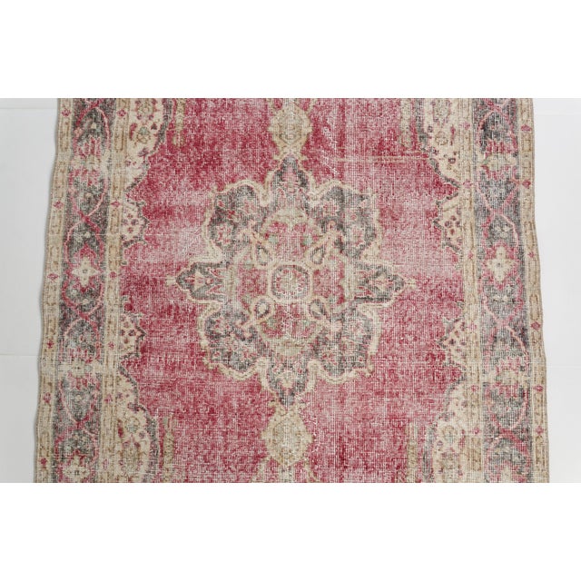1960s Mid 20th Century Turkish Handknotted Wool Area Rug For Sale - Image 5 of 9