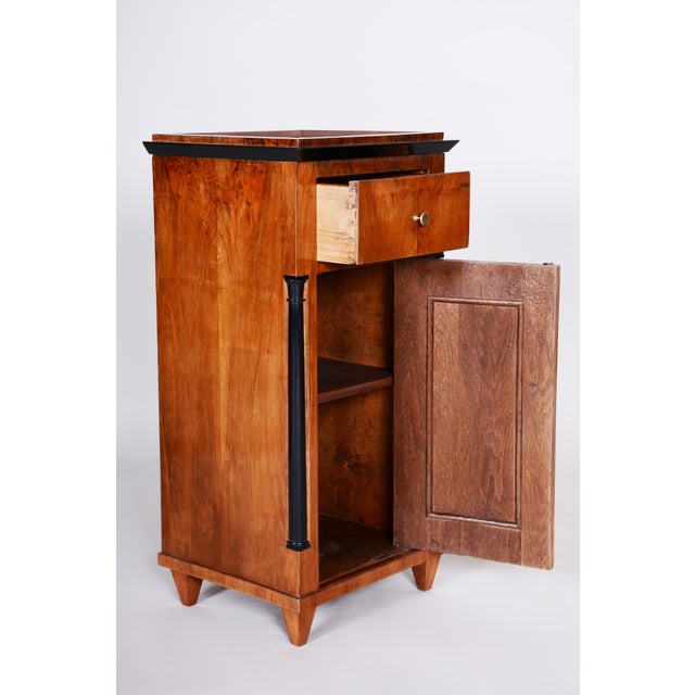 Biedermeier Side Table in Walnut, Germany, 1830s For Sale - Image 6 of 8