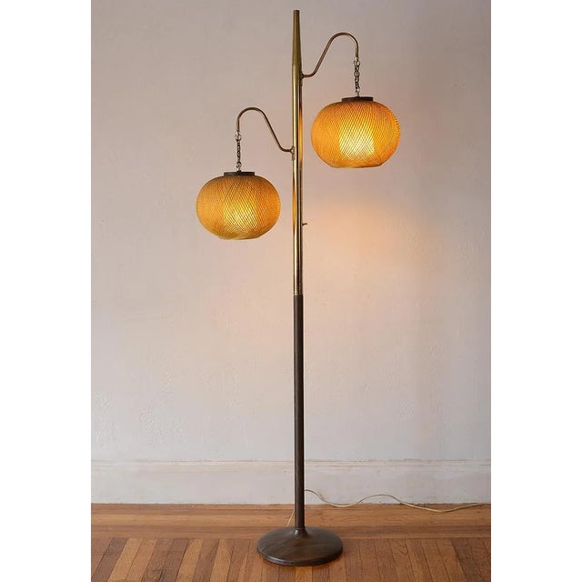 Mid-Century Modern 1950s Mid-Century Modern Spun Gold Fiberglass Floor Lamp For Sale - Image 3 of 13