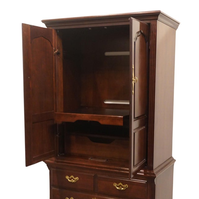 Late 20th Century Thomasville Furniture Collector's Cherry Traditional Style 40" Media Chest 10111-336 For Sale - Image 5 of 13