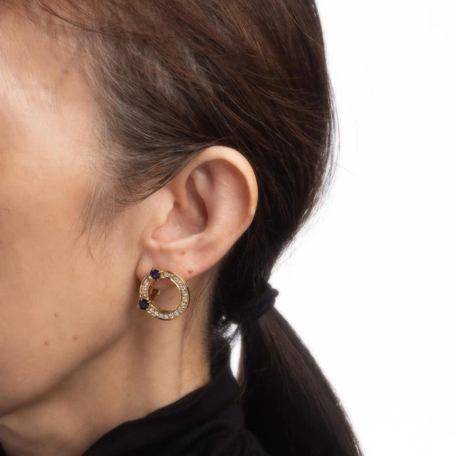 Modern Sapphire Diamond Earrings Vintage 18k Yellow Gold Circle Studs Fine Jewellery - 2 Pieces For Sale - Image 3 of 4