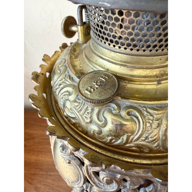 Antique Bradley & Hubbard Banquet Brass & Onyx Parlor Lamp, Electrified W/ Painted Globe For Sale - Image 9 of 18