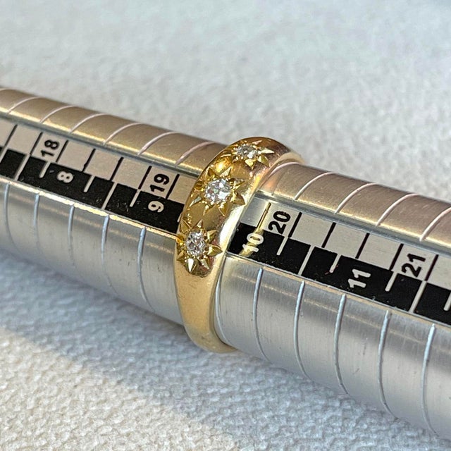 Antique Circa 1900 18k Gold Star-Set Diamond Band For Sale - Image 10 of 10