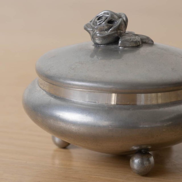 1930s French Pewter Floral Vide Poche With Lid For Sale In Los Angeles - Image 6 of 11