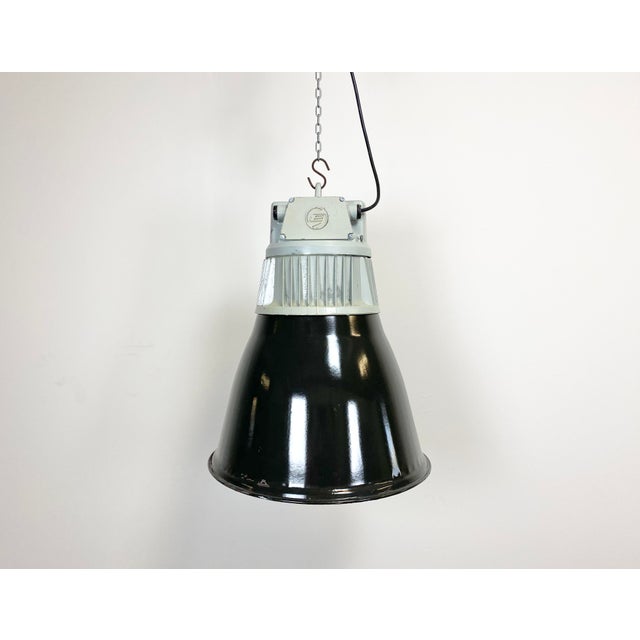 Industrial Industrial Black Enamel Pendant Lamps from Elektrosvit, 1970s, Set of 4 For Sale - Image 3 of 16