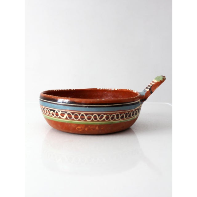Mid 20th Century Mexican Pottery Hand-Painted Terracotta Handled Serving Dish For Sale - Image 4 of 14