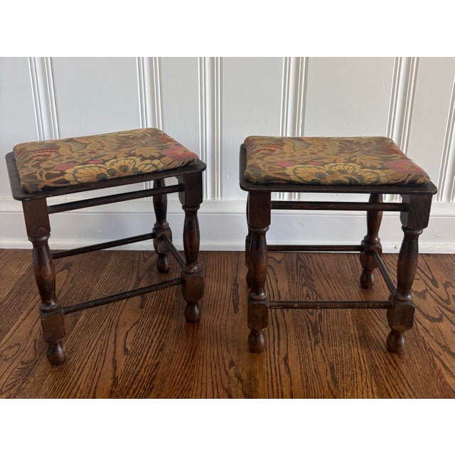 Late 19th or Early 20th Century English Mahogany Petite Footstools With Tapestry Fabric, a Pair For Sale - Image 10 of 12