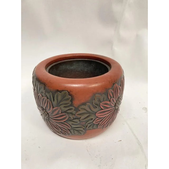 1990s Japanese Meiji Era Lacquer Pot, 1900s For Sale - Image 5 of 9