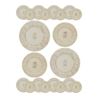 Italian Manhu Basket Felice Plates, 20 Pcs For Sale