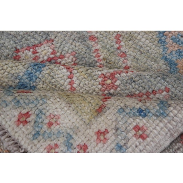 Vibrant Modern Turkish Oushak Rug Colorful Accents 2'7 X 3'5 For Sale - Image 9 of 10