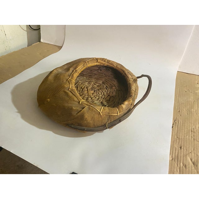 Large Italian Rattan and Wood Basket Bowl Centerpiece, 1970s For Sale - Image 15 of 16