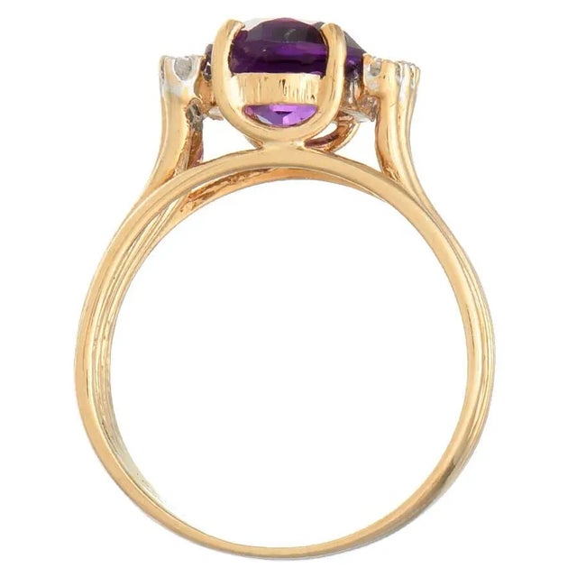 10KYW Vintage Amethyst(2.40) & Diamond(0.08) Ring, size 7.25 For Sale - Image 4 of 5