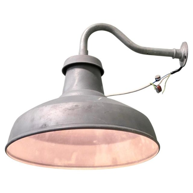 Metal Large Vintage Industrial Wall Light in Grey Metal, 1950 For Sale - Image 7 of 7