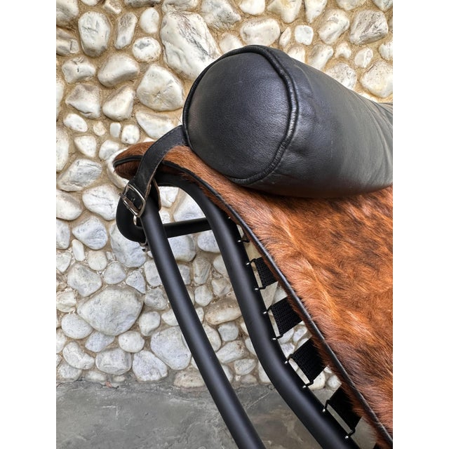 LC4 Chaise Lounge in Cowhide Leather and Black Steel by Le Corbusier, Perriand & Jeanneret for Cassina, 1970s For Sale - Image 11 of 18