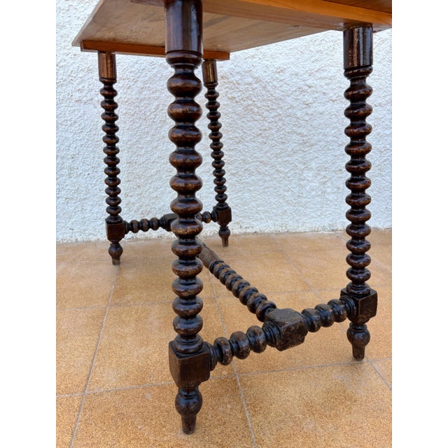 19th Century Victorian Oak Side Table With Barley Twist Legs, Early 20th Century For Sale - Image 5 of 6