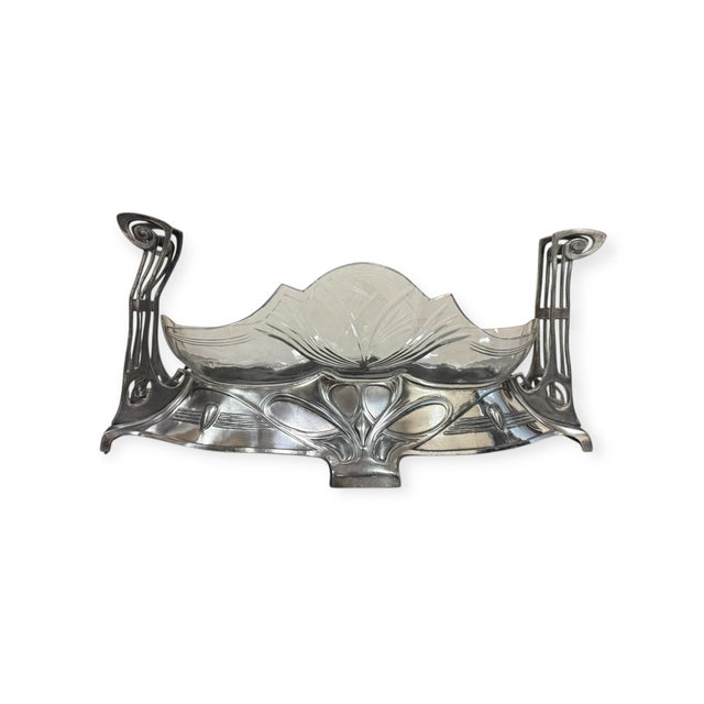 Early 20th Century Art Nouveau White Metal & Etched Glass Centrepiece in the style of WMF For Sale - Image 5 of 10
