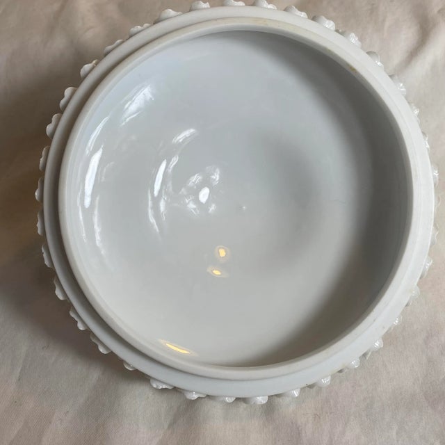 Ivory Early 20th Century Meissen Schneeballen Snowball Covered Flowers Bowl Encrusted For Sale - Image 8 of 12