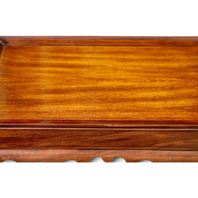 Henkel Harris Vintage Henkel Harris Queen Anne Mahogany Tea Table With Candle Slides For Sale - Image 4 of 11