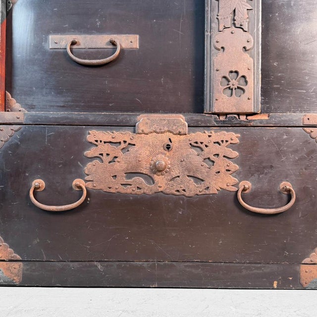Antique Japanese Tansu Storage Cabinet, 1900s For Sale - Image 11 of 18