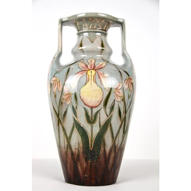 Art Nouveau Majolica Vase by Gerbing & Stephan, Bohemia, 1910s For Sale - Image 6 of 13