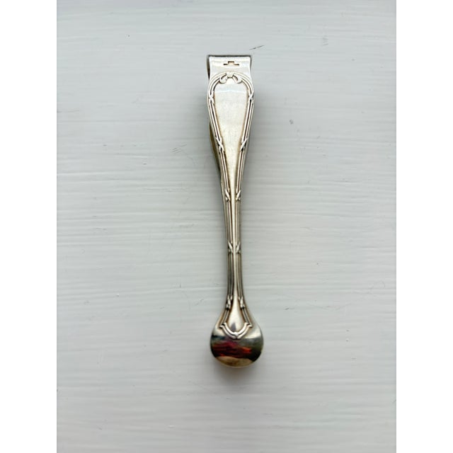 French Christofle Rubans Silver-Plated Sugar Tongs, France C. 1926 For Sale - Image 3 of 8