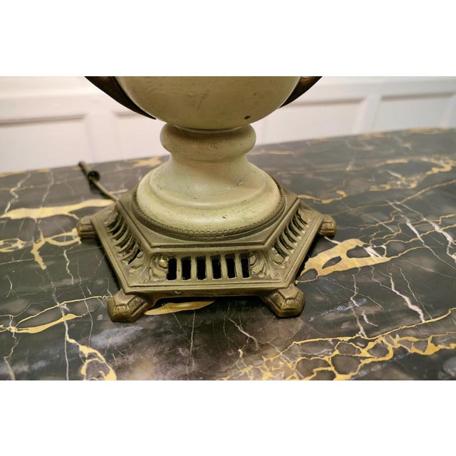 Metal Large French Toleware and Brass Table Lamp, 1920s For Sale - Image 7 of 9