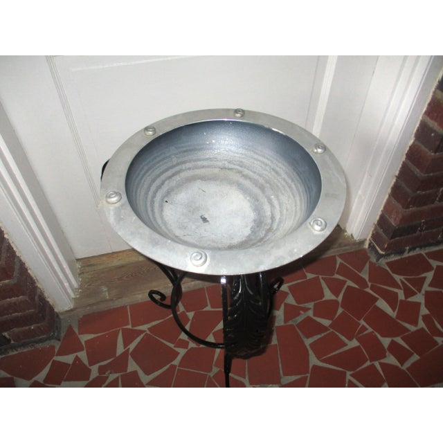 This is a Gorgeous! Mid Century French Style Ornate Iron and Metal Bird Bath / Fountain that has a Ornate Iron Base with...