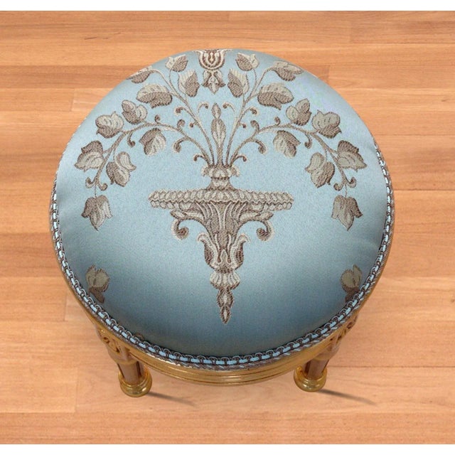 French 1980s Carved Footstool in Gold Leaf For Sale - Image 3 of 3